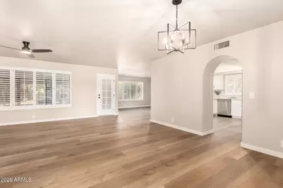 20073 N 98th Avenue, Peoria, AZ 85382 - Photo 19