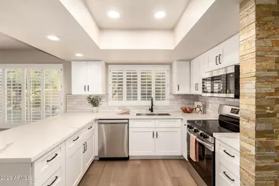 20073 N 98th Avenue, Peoria, AZ 85382 - Photo 5