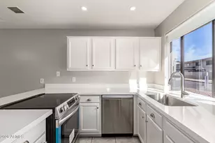 11666 N 28th Dr, Phoenix, AZ 85029 - Photo 1