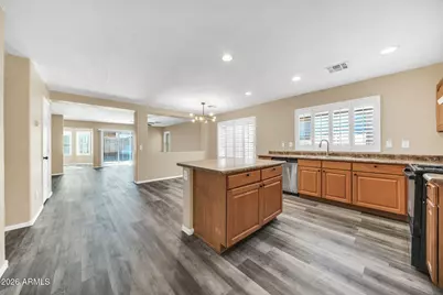 3323 W Saint Anne Avenue, Phoenix, AZ 85041 - Photo 7