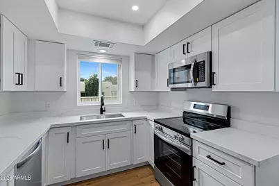 7129 E Broadway Road #66, Mesa, AZ 85208 - Photo 5