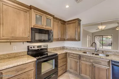 3439 E Juanita Avenue, Gilbert, AZ 85234 - Photo 5