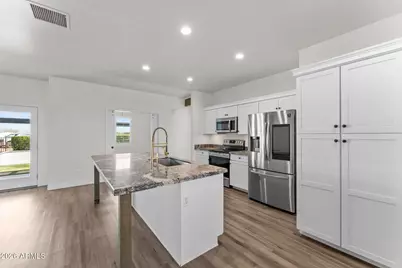 21015 W White Feather Lane, Wittmann, AZ 85361 - Photo 27