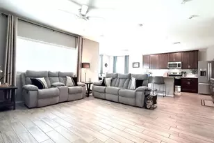 313 E Seven Seas Dr, Casa Grande, AZ 85122 - Photo 9