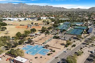 10478 E Fanfol Ln, Scottsdale, AZ 85258 - Photo 43