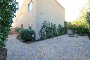 2826 E Tracy Ln, Phoenix, AZ 85032 - Photo 5