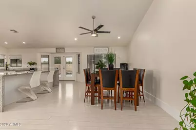 12465 N 67th Drive, Peoria, AZ 85381 - Photo 11