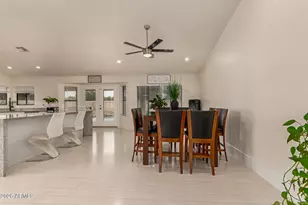 12465 N 67th Dr, Peoria, AZ 85381 - Photo 11