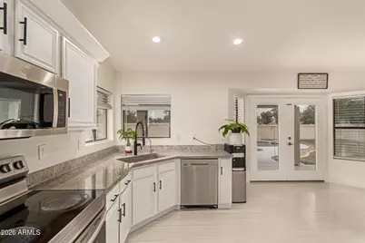 12465 N 67th Drive, Peoria, AZ 85381 - Photo 15