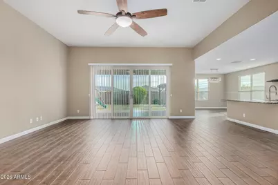 26105 N 137th Lane, Peoria, AZ 85383 - Photo 7