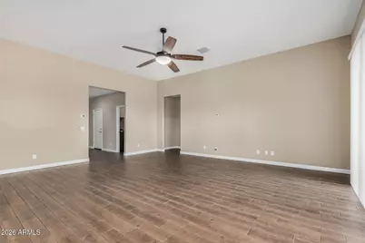 26105 N 137th Lane, Peoria, AZ 85383 - Photo 5