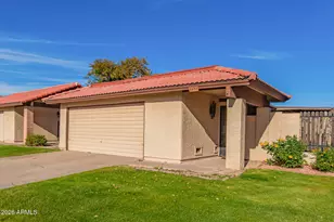 5222 E Tamblo Dr, Phoenix, AZ 85044 - Photo 3