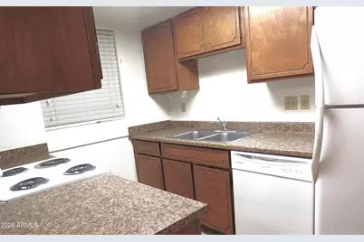 2020 N Hunt Circle, Mesa, AZ 85203 - Photo 11