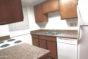 2020 N Hunt Cir, Mesa, AZ 85203 - Photo 11