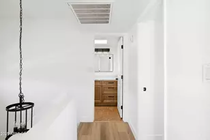 2014 N 51st Way, Phoenix, AZ 85008 - Photo 11