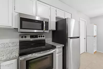 5824 S College Avenue, Tempe, AZ 85283 - Photo 17