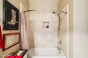 10829 N Mountain Vista Ct, Fountain Hills, AZ 85268 - Photo 33