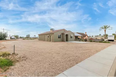 215 N Brown Avenue, Casa Grande, AZ 85122 - Photo 5