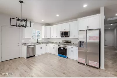 215 N Brown Avenue, Casa Grande, AZ 85122 - Photo 13