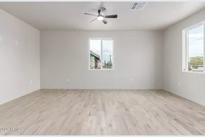 215 N Brown Avenue, Casa Grande, AZ 85122 - Photo 9