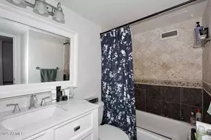 207 W Clarendon Ave, Phoenix, AZ 85013 - Photo 9