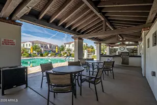 2477 W Market Pl, Chandler, AZ 85248 - Photo 9