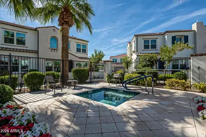 2477 W Market Place #11, Chandler, AZ 85248 - Photo 11