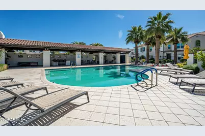 2477 W Market Place #11, Chandler, AZ 85248 - Photo 13