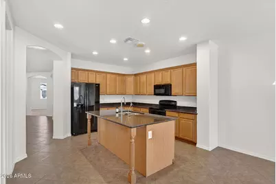 139 W Leatherwood Avenue, Queen Creek, AZ 85140 - Photo 11