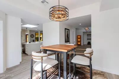 2737 E Arizona Biltmore Circle #29, Phoenix, AZ 85016 - Photo 9