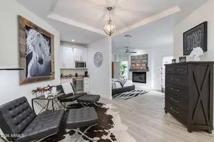 2737 E Arizona Biltmore Circle, Phoenix, AZ 85016 - Photo 15