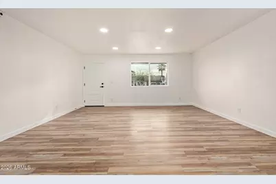 1666 W Capri Avenue, Mesa, AZ 85202 - Photo 9