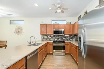 16068 W Quail Creek Lane, Surprise, AZ 85374 - Photo 15