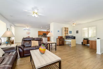 16068 W Quail Creek Lane, Surprise, AZ 85374 - Photo 9