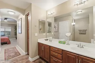 5450 E Deer Valley Dr, Phoenix, AZ 85054 - Photo 31