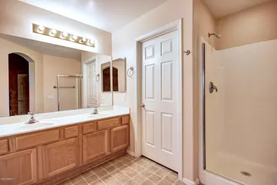 886 W Bruce Avenue, Gilbert, AZ 85233 - Photo 23