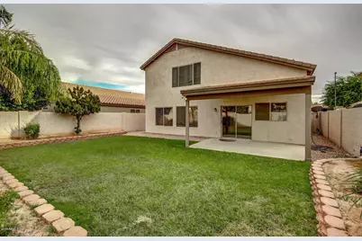 886 W Bruce Avenue, Gilbert, AZ 85233 - Photo 17