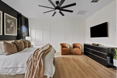 915 W Sisso Tree Avenue, San Tan Valley, AZ 85140 - Photo 3