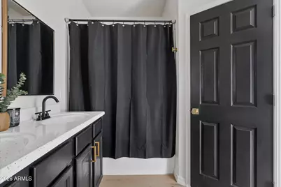 915 W Sisso Tree Avenue, San Tan Valley, AZ 85140 - Photo 33