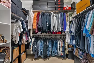 915 W Sisso Tree Avenue, San Tan Valley, AZ 85140 - Photo 35