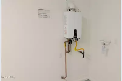 15176 W Gray Fox Trail, Surprise, AZ 85387 - Photo 7