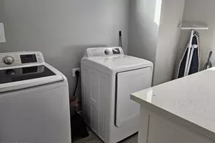 1402 S 10th Ave, Phoenix, AZ 85007 - Photo 29