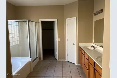 21167 E Lords Way, Queen Creek, AZ 85142 - Photo 9