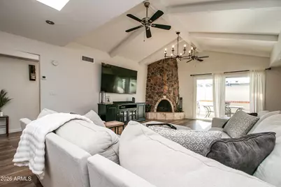 7631 E Medlock Drive, Scottsdale, AZ 85250 - Photo 5