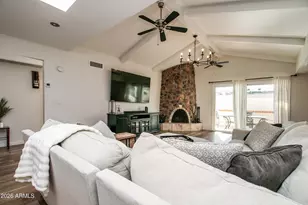 7631 E Medlock Dr, Scottsdale, AZ 85250 - Photo 5