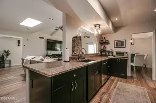 7631 E Medlock Dr, Scottsdale, AZ 85250 - Photo 19