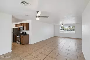 4943 W Flower St, Phoenix, AZ 85031 - Photo 9