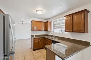 4943 W Flower St, Phoenix, AZ 85031 - Photo 11