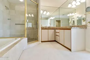 1040 E Osborn Rd, Phoenix, AZ 85014 - Photo 11