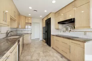 1040 E Osborn Rd, Phoenix, AZ 85014 - Photo 29